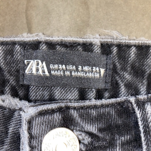 Zara Size 2 High Rise Faded Black Distress Denim Jeans - Picture 2 of 13